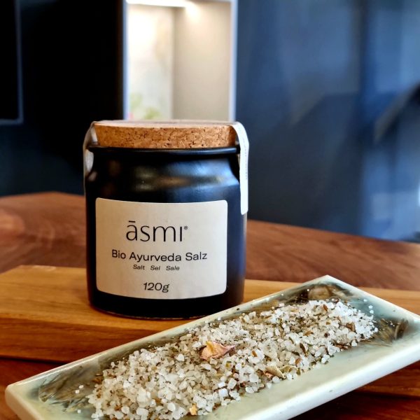 Āsmi Ayurvedisch Kruidenzout – 100% Natuurlijk Zeezout met Bio-Kruiden – 100gr - Afbeelding 3